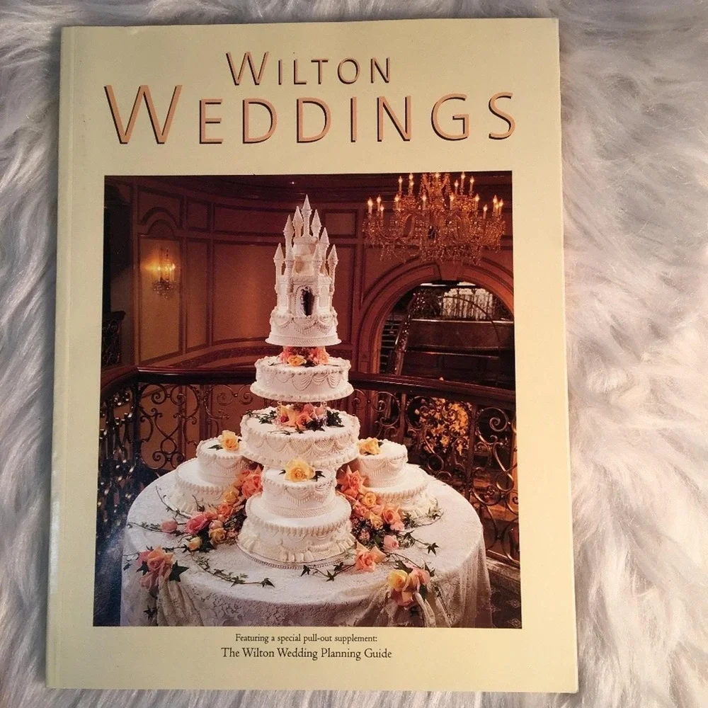 Wilton Weddings & Wedding Cakes A Wilton Album Wilton 1996 1989 Softcover Books